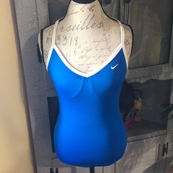 Nike Tops - Nike tank